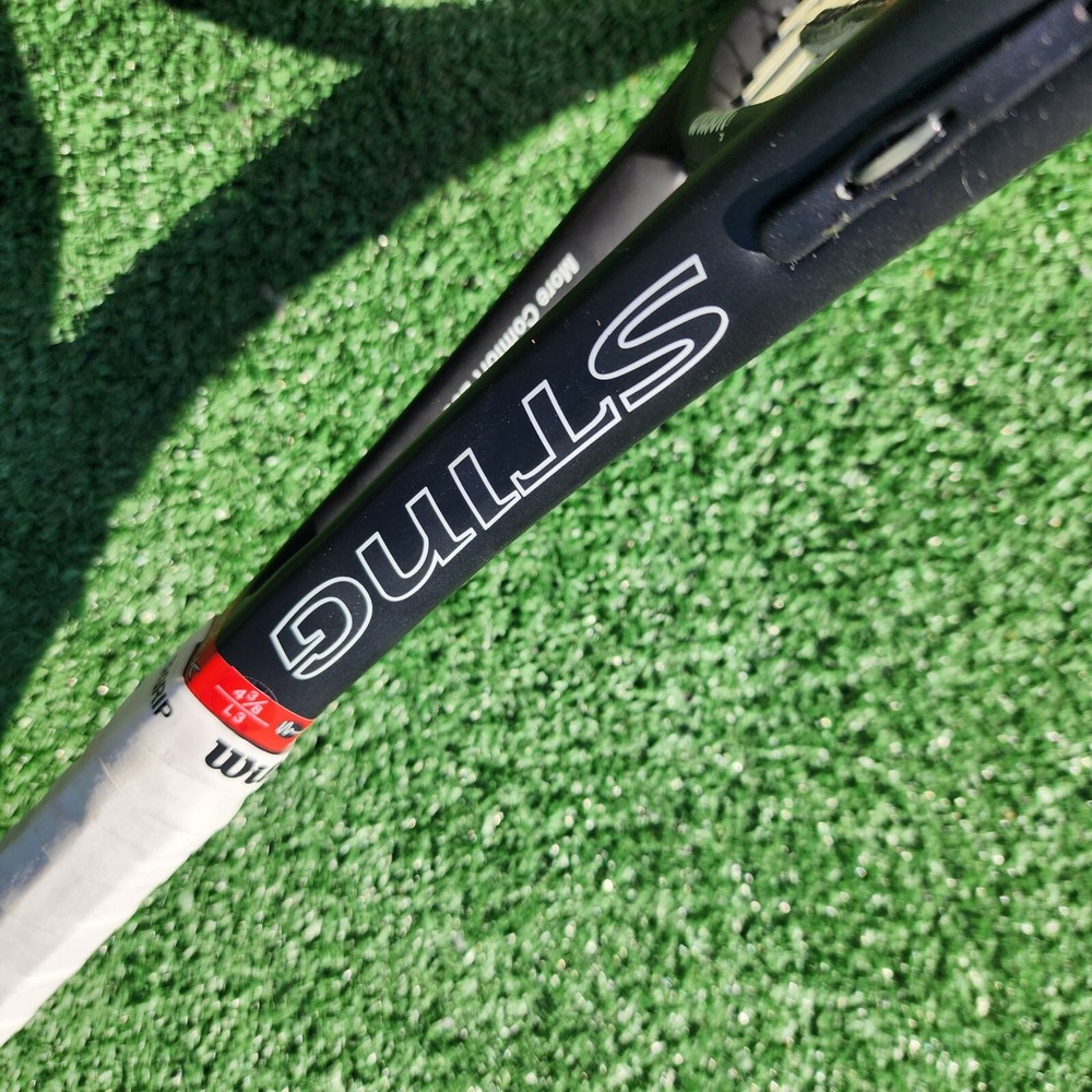 Wilson Sting Graphite Soft Shock System Tennis Racquet 4 3/8" Grip - Picture 12 of 16